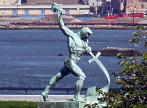 Denkmal vör de UNO in New York, © Wikimedia Commons, David Vignoni 
