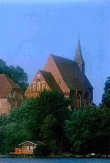 Kloster Zarrentin, achter de Kark